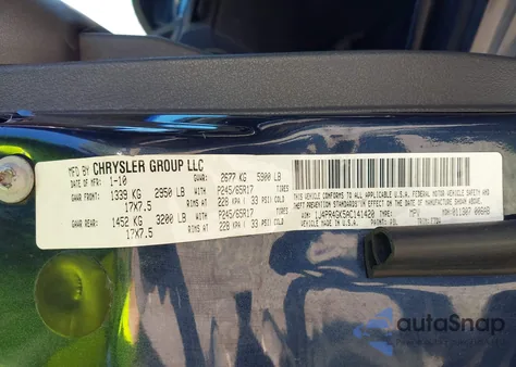 2010 Jeep Grand Cherokee Laredo z USA, uszkodzony, nr VIN 1J4PR4GK5AC141420